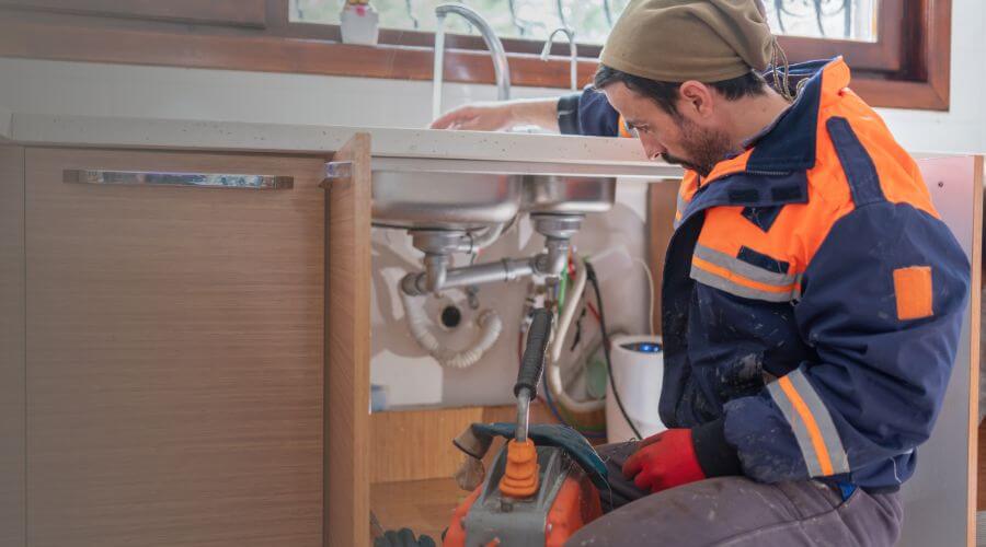 Professional clogged toilet repair in Hudson, WY